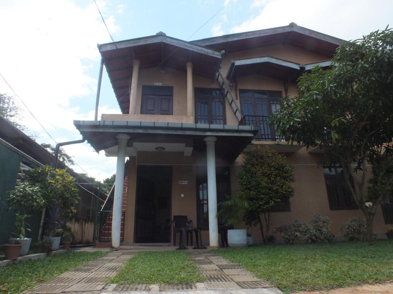 Hillsview Rest & Guest House Matale Bagian luar foto