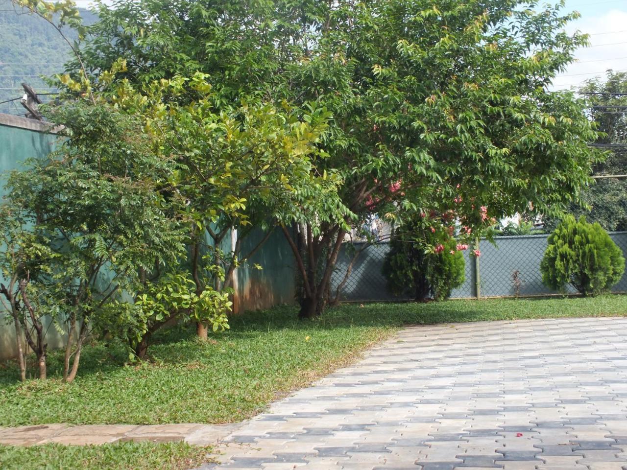 Hillsview Rest & Guest House Matale Bagian luar foto